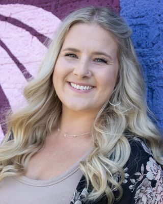 Photo of Caitlin McCall, Marriage & Family Therapist, LMFT