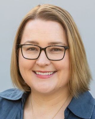 Photo of Sarah McKeaig, Counsellor, MA, ACA-L3
