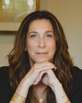 Photo of Clair L Goldberg, Psychologist, PsyD, BCN