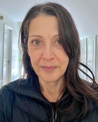 Photo of Elisabeth Carone, Registered Psychotherapist, MSW, LCSW