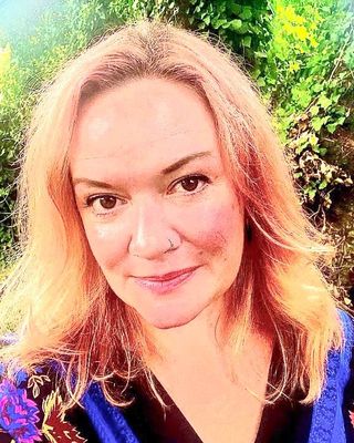 Photo of Jena Honeyman, Marriage & Family Therapist Associate in Raleigh West, Beaverton, OR