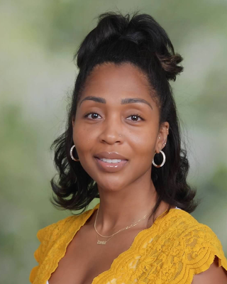 Photo of Cara Thomas, Counselor, LMHC