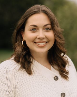 Photo of Ellen Smithey, Licensed Professional Counselor, ATR-BC, LPC, CCTP