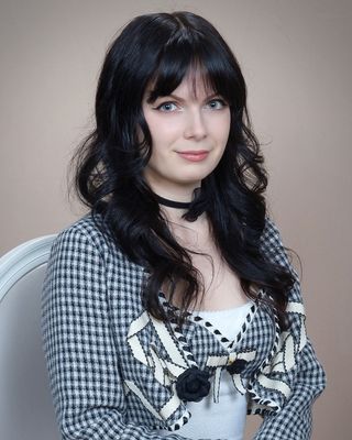 Photo of Talia Johnson, Marriage & Family Therapist Associate, MA, AMFT