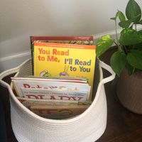 Gallery Photo of Read with your child while you wait.
