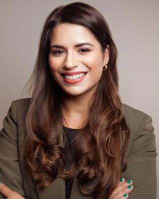 Photo of Gwen Aviles, Pre-Licensed Professional