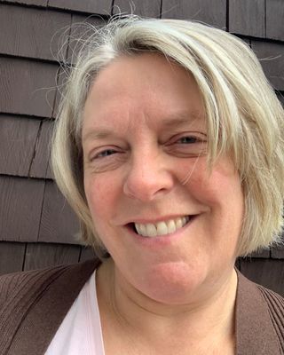 Photo of Raeanne Bekkers, Counsellor, MEd, CCC, RCT