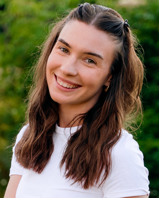 Photo of Shae Graham - Shae Graham, Anxiety, Stress, and Relationships, Registered Social Worker, BSW, RSW
