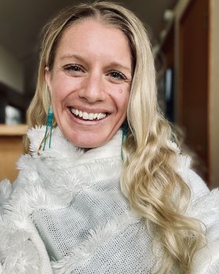 Photo of Elizabeth Connor, Pre-Licensed Professional, MACMH, MACI, NCC, PCLC