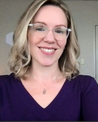 Photo of Sarah Jeziorski, Licensed Clinical Professional Counselor, LCPC, ATR