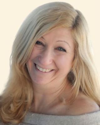 Photo of Wynne Levine, Clinical Social Work/Therapist, MSW, LCSW