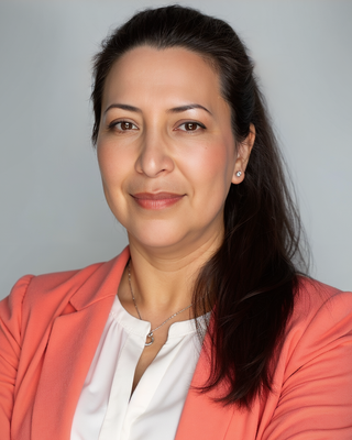 Photo of Cinthia Lyvers, Psychiatric Nurse Practitioner, FNP-C, PMHNP-C