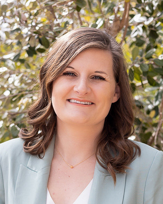 Photo of Julianne O'Hara, Marriage & Family Therapist, LMFT