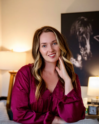 Photo of Samantha Dickens, Marriage & Family Therapist, LMFT