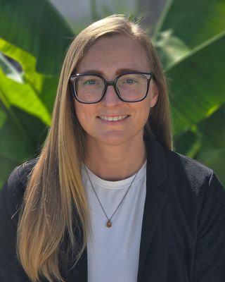 Photo of Sarah Deason, Clinical Social Work Associate, CSWA