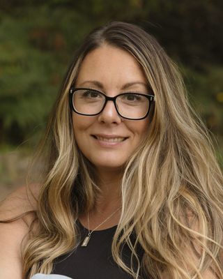 Photo of Ronna Kit - Deeply Rooted Consulting , Registered Social Worker, RSW