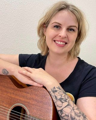 Photo of Ash Rowbottom - Kindred Music Therapy & Counselling, Counsellor, MA, ACA-L1