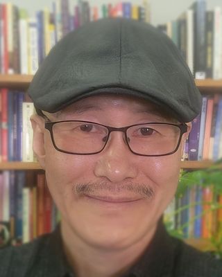 Photo of Jay Song, MDiv, MPS, Registered Psychotherapist (Qualifying)