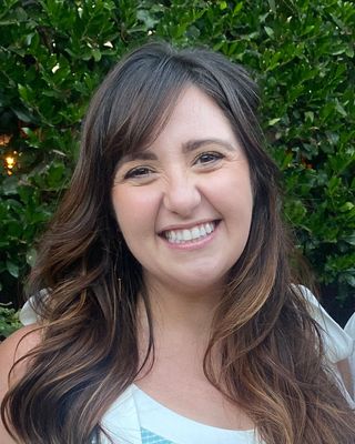 Photo of Roxanne Hanohano, Marriage & Family Therapist, LMFT