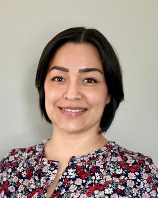 Photo of Isela Baron, Marriage & Family Therapist, LMFT