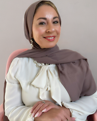 Photo of Hanan Elshennawy, Marriage & Family Therapist, LMFT