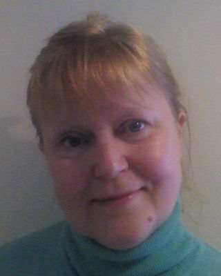 Photo of Coral Simpson, Psychotherapist, MA, PNCPS Acc.