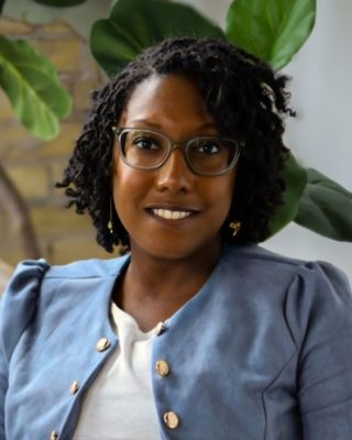 Photo of Leila Comer, Marriage & Family Therapist, LMFT