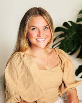 Photo of Jensen Crenshaw, Licensed Professional Counselor in Chicago, IL
