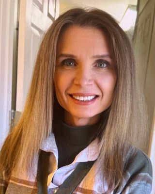 Photo of Corina Segal, Mental Health Counselor, LMHC