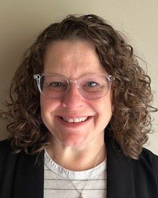 Photo of Elizabeth Salsgiver, Pre-Licensed Professional, M.Ed