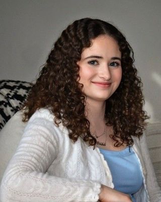 Photo of Erika Korenblit, Pre-Licensed Professional, MA