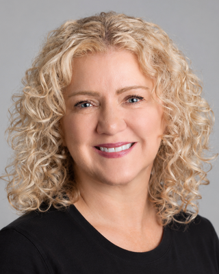 Photo of Kelly Bent - Kelly Bent / Individual & Couples Therapist, Registered Psychotherapist, MEd, RP, LCT
