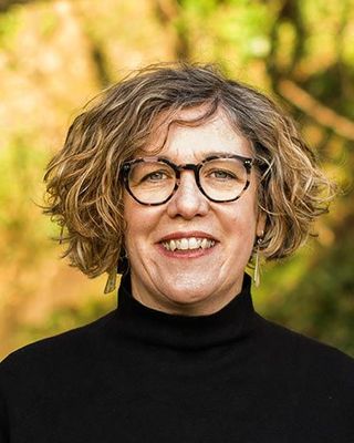 Photo of Harriet Hunter, Counsellor, BACP