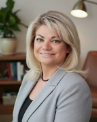Photo of Yasaman Sharifi, Marriage & Family Therapist, LMFT