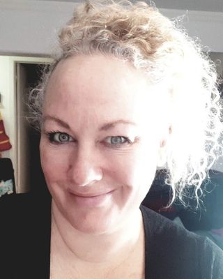 Photo of Zoë Brown, Registered Social Worker in K0H, ON