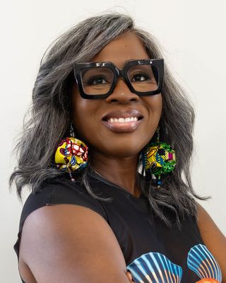 Photo of Dr. Tanya Crabb, Psychologist, PsyD, CCTP