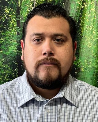 Photo of Robert S Fuentes, Marriage & Family Therapist Associate, MA, AMFT