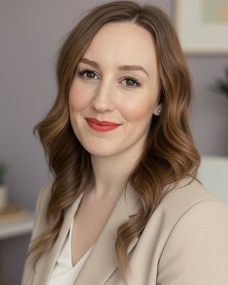 Photo of Stephanie Underwood, Registered Social Worker, TSP, RSW