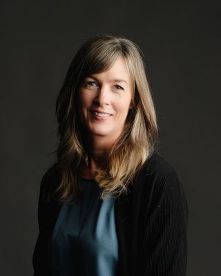 Photo of Elsaby Johnstone, Clinical Social Work/Therapist, BSW, MSW, RCSW