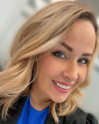 Photo of Jaclyn Sims - Jaclyn Sims- Individual & Couples Therapy, Registered Psychotherapist (Qualifying), MA, BA