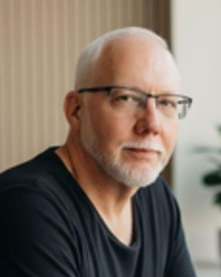 Photo of Douglas Earle, Marriage & Family Therapist, LMFT