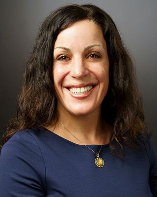 Photo of Lisa D Hamada, Counselor in Elwood, NY
