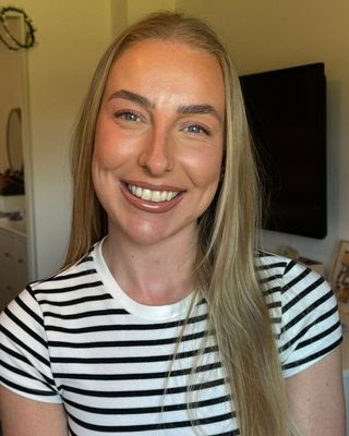 Photo of Shanah Metcalfe, Counsellor, MA, MBACP