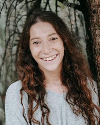 Photo of Remy Candee Harris, Clinical Social Work/Therapist, LCSW