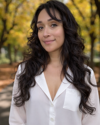 Photo of Ivy Alvarez, Marriage & Family Therapist, LMFT, PsyD