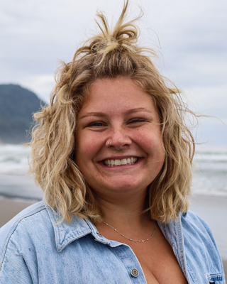 Photo of Alyssa Gunderson, Clinical Social Work/Therapist