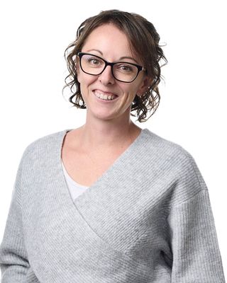 Photo of Sheena Noppen, Registered Social Worker, MSW, RSW