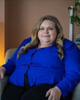 Photo of Melanie Steeves, Counsellor, LCT-C, RSW
