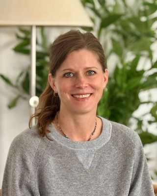 Photo of Christina Fischer-Hernandez, Marriage & Family Therapist Associate, AMFT, APCC