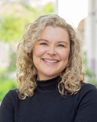Photo of Mackenzie Edwards, Marriage & Family Therapist Associate, MA, LMFT-A